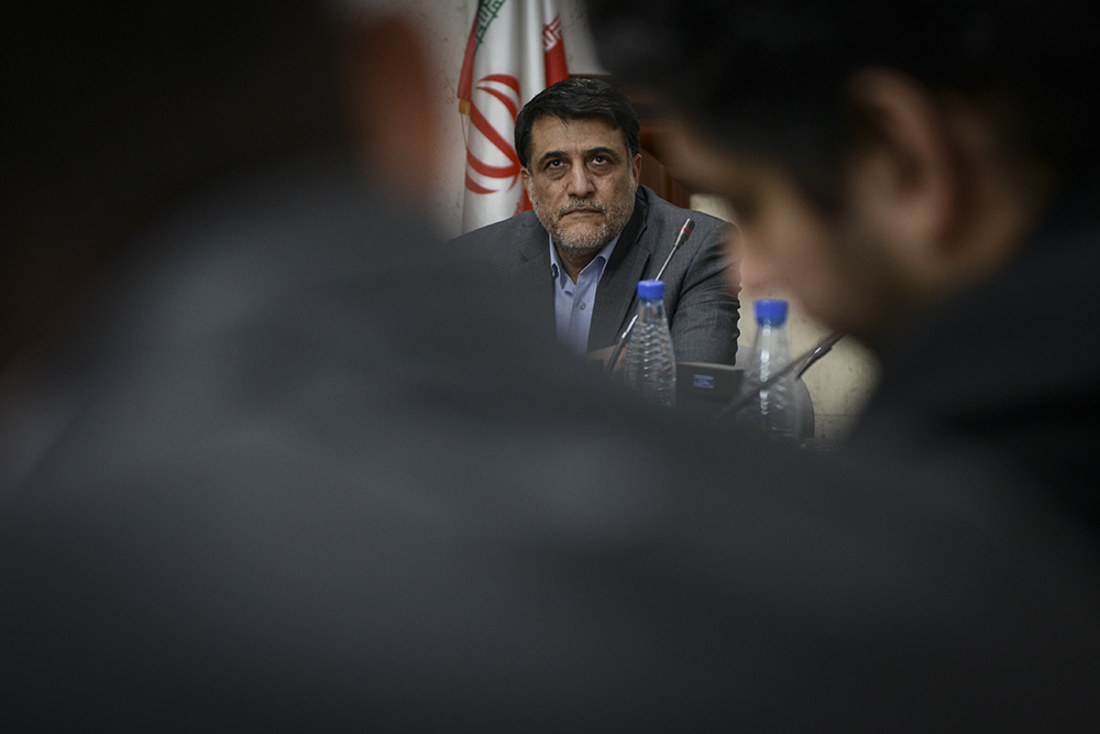 Ali Hovaisi (2)