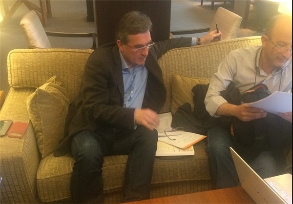 ۱۳۹۴۰۱۱۷۰۰۰۶۳۶_PhotoL