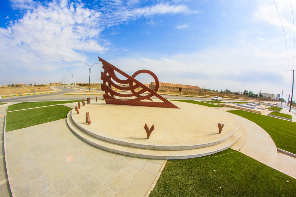 بزرگترین ساعت آفتابی ایران